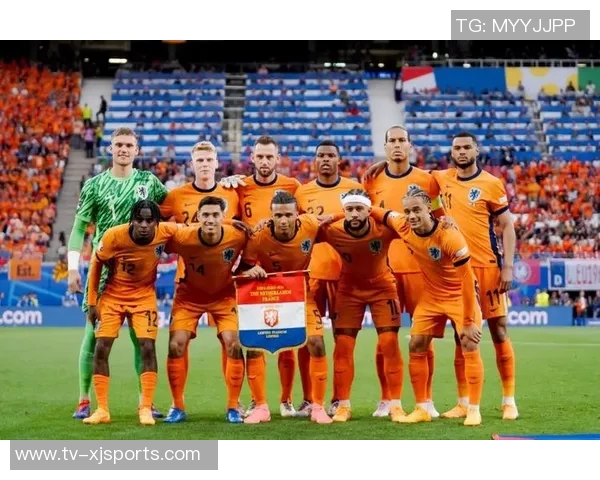 荷兰足球历史身价排行榜揭晓范迪克领衔弗兰基德容紧随其后